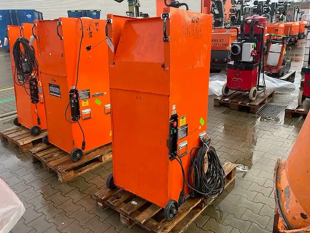 2018 intec cyclone isolatievlokken inblaasmachine - afbeelding 4 van  5