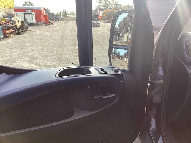 2018 iveco 50c18 50-180 bedrijfswagen - afbeelding 2 van  25