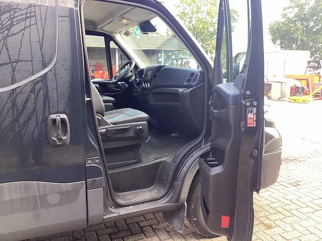 2018 iveco 50c18 50-180 bedrijfswagen - afbeelding 14 van  25