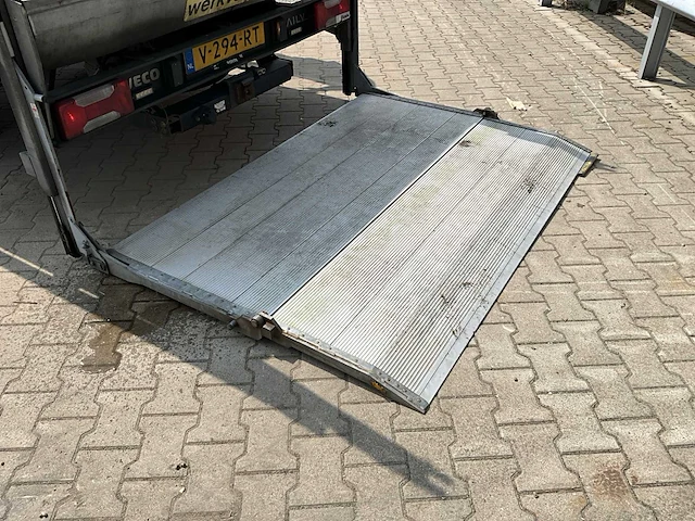 2018 iveco daily 35-140 bedrijfswagen - afbeelding 8 van  27