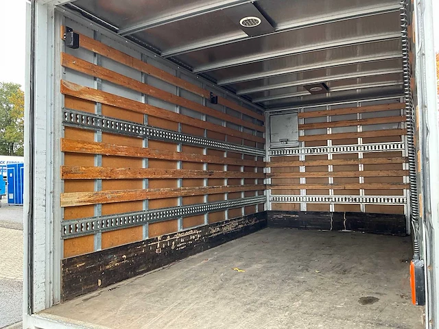 2018 iveco daily 70c14g cng bakwagen met laadklep marge - afbeelding 13 van  42