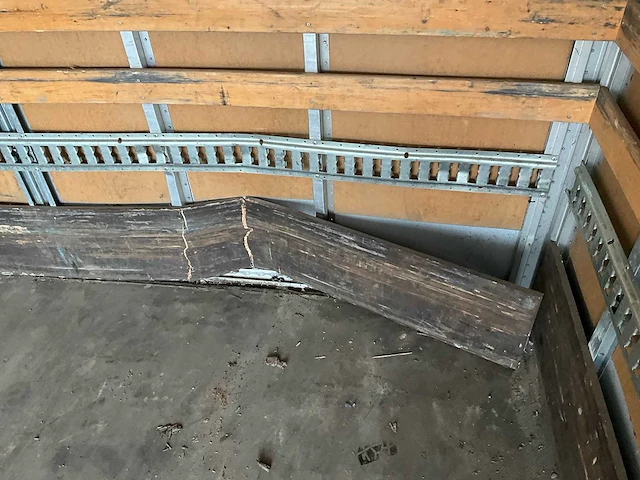 2018 iveco daily 70c14g cng bakwagen met laadklep marge - afbeelding 15 van  42