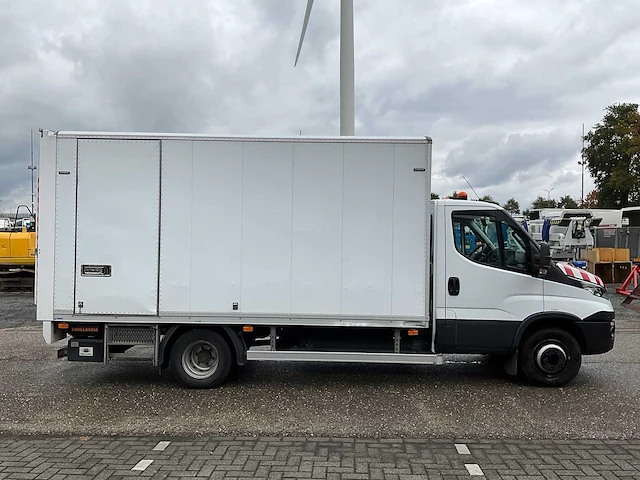 2018 iveco daily 70c14g cng bakwagen met laadklep marge - afbeelding 39 van  42
