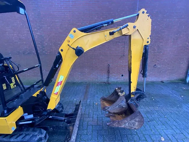 2018 jcb 15c-1 rupsgraafmachine - afbeelding 10 van  21