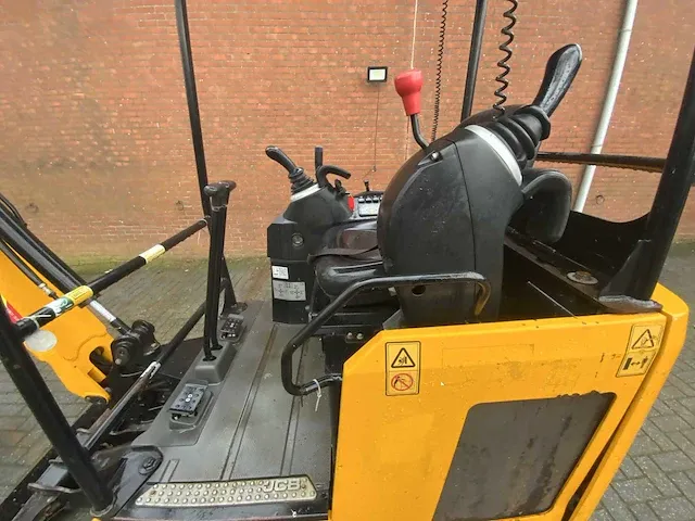 2018 jcb 15c-1 rupsgraafmachine - afbeelding 19 van  21