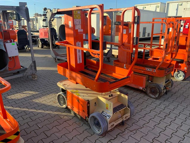 2018 jlg 1230es hoogwerker - afbeelding 1 van  16