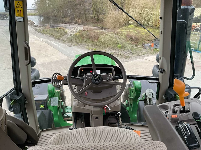 2018 john deere 6120m vierwielaangedreven landbouwtractor - afbeelding 14 van  33