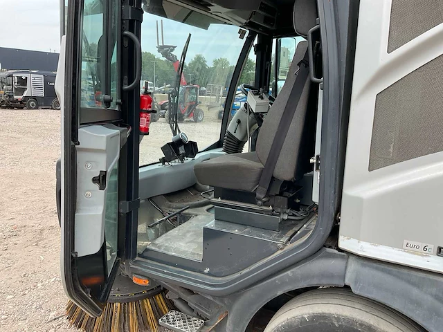 2018 johnston c401 veegmachines - afbeelding 9 van  18