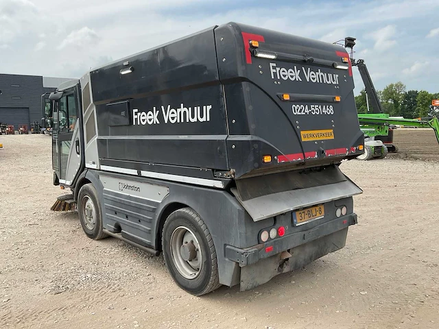 2018 johnston c401 veegmachines - afbeelding 15 van  18