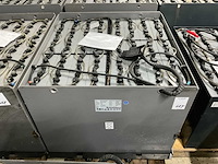 2018 jungheinrich 80v 930ah accupakket - afbeelding 1 van  4