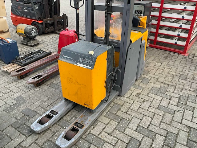 2018 jungheinrich erd 220 elektrische palletwagen - afbeelding 1 van  12