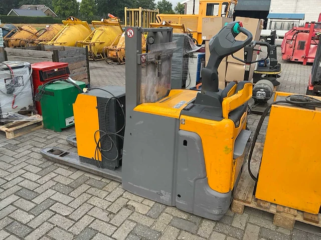 2018 jungheinrich erd 220 elektrische palletwagen - afbeelding 9 van  12