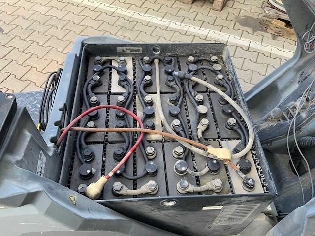 2018 kärcher professional b150r bp zelfrijdende schrobzuigmachine - afbeelding 3 van  16