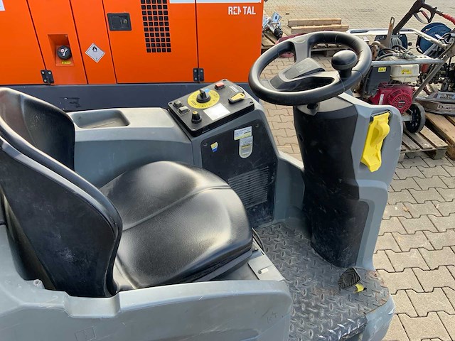 2018 kärcher professional b150r bp zelfrijdende schrobzuigmachine - afbeelding 12 van  16