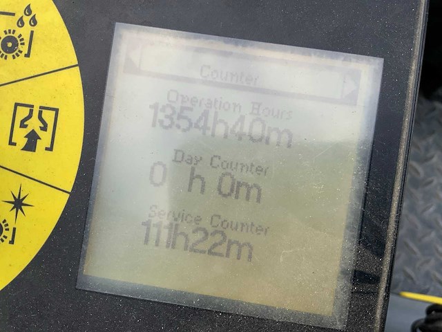 2018 kärcher professional b150r bp zelfrijdende schrobzuigmachine - afbeelding 14 van  16