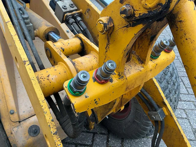 2018 knikmops 130 minishovel - afbeelding 4 van  31