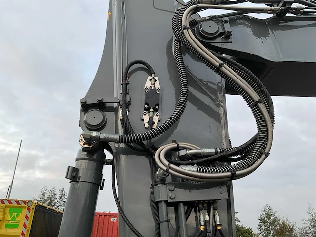 2018 komatsu pw148-10 banden graafmachine - afbeelding 8 van  42