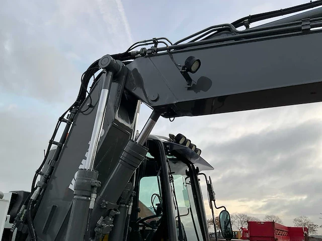 2018 komatsu pw148-10 banden graafmachine - afbeelding 10 van  42