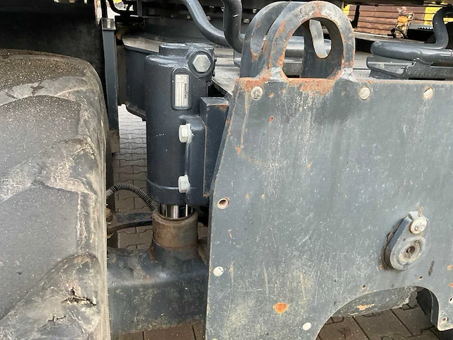 2018 komatsu pw148-10 banden graafmachine - afbeelding 14 van  42