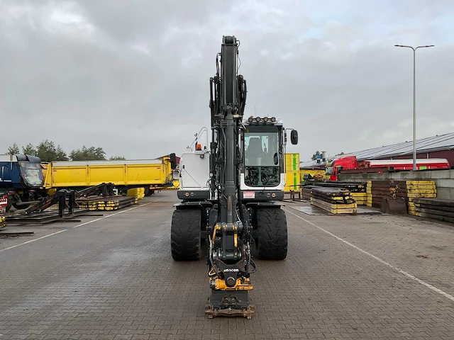 2018 komatsu pw148-10 banden graafmachine - afbeelding 23 van  42