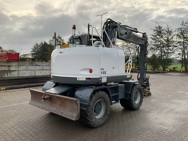 2018 komatsu pw148-10 banden graafmachine - afbeelding 39 van  42