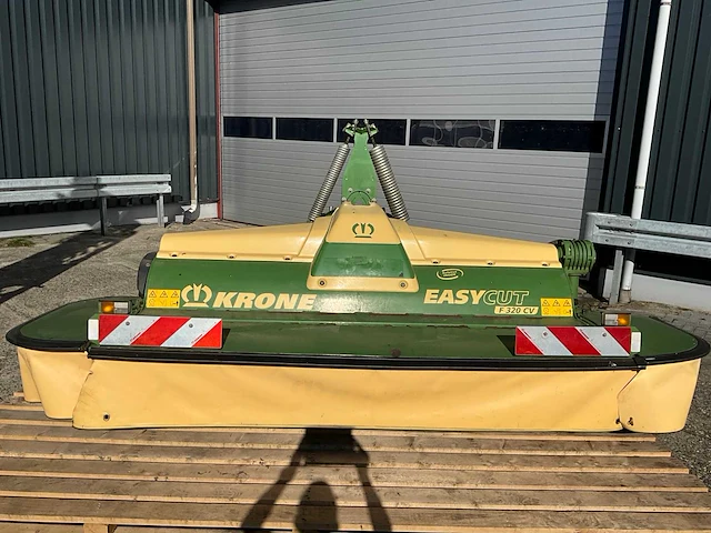 2018 krone easy cut f 320 cv / 2012 easy cut 9140cv triplemaaier set - afbeelding 32 van  36