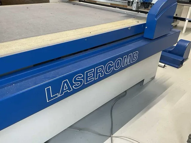 2018 lasercomb prodigi 1613 snijplotter - afbeelding 7 van  12