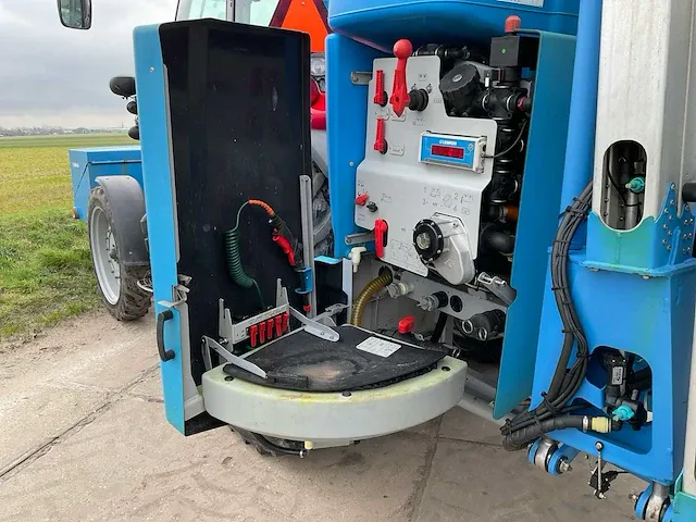 2018 lemken sirius 12/1900 veldspuit (dgps) (c-a) - afbeelding 8 van  57