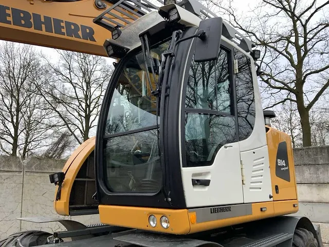 2018 liebherr a914 compact litronic banden graafmachine - afbeelding 9 van  56