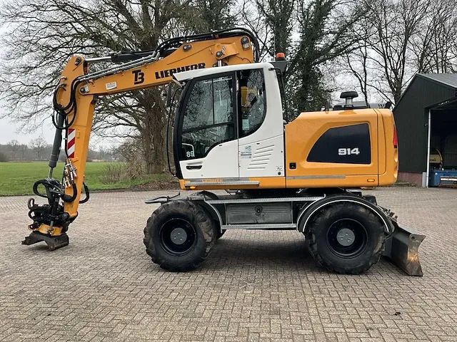 2018 liebherr a914 litronic banden graafmachine - afbeelding 39 van  41