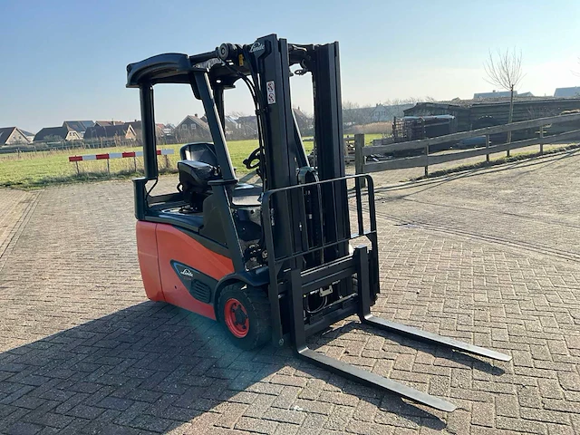 2018 linde e14-02 vorkheftruck - afbeelding 14 van  19