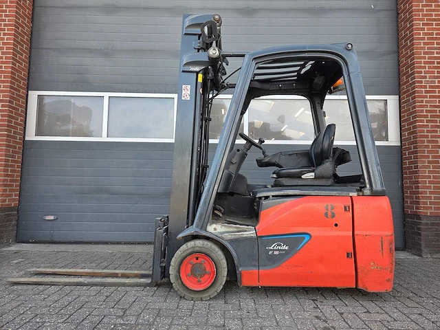 2018 linde e16c-02 accu 2024 vorkheftruck - afbeelding 2 van  4