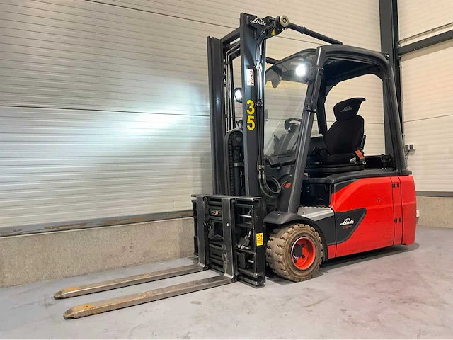 2018 linde e18l-02 1800kg bomvolle vorkheftruck - afbeelding 1 van  21