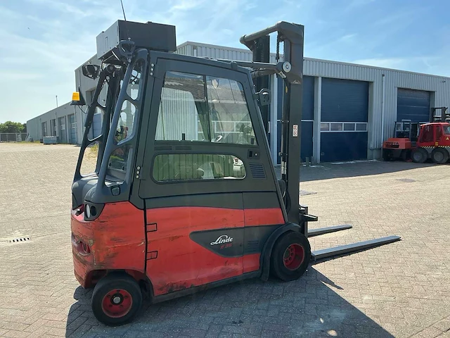 2018 linde e35 vorkheftruck - afbeelding 15 van  17