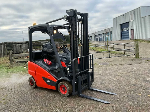 2018 linde h16t-01 vorkheftruck - afbeelding 8 van  13