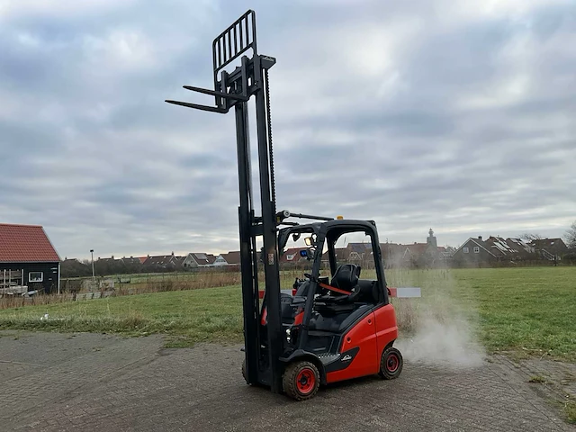 2018 linde h16t-01 vorkheftruck - afbeelding 12 van  13