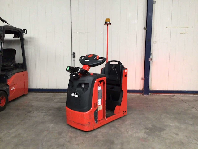 2018 linde p20 industriële trekker - afbeelding 1 van  10