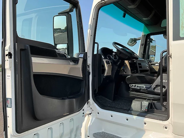 2018 man tgx 18.460 4x2 euro6 vrachtwagen - afbeelding 10 van  34