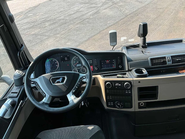2018 man tgx 18.460 4x2 euro6 vrachtwagen - afbeelding 14 van  34