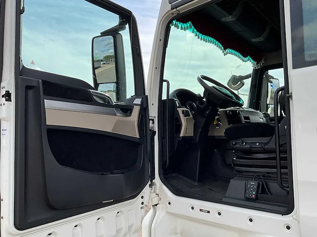2018 man tgx 18.460 4x2 euro6 vrachtwagen - afbeelding 10 van  36