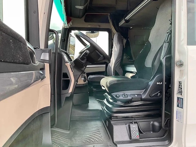 2018 man tgx 18.460 4x2 euro6 vrachtwagen - afbeelding 11 van  36