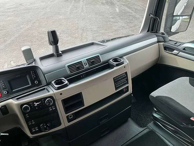 2018 man tgx 18.460 4x2 euro6 vrachtwagen - afbeelding 16 van  34
