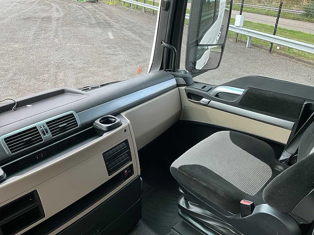 2018 man tgx 18.460 4x2 euro6 vrachtwagen - afbeelding 19 van  34