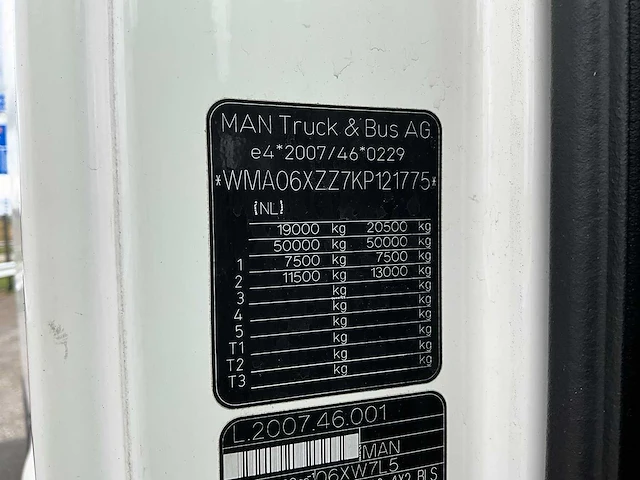 2018 man tgx 18.460 4x2 euro6 vrachtwagen - afbeelding 28 van  34