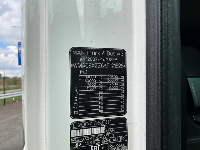 2018 man tgx 18.460 4x2 euro6 vrachtwagen - afbeelding 29 van  35