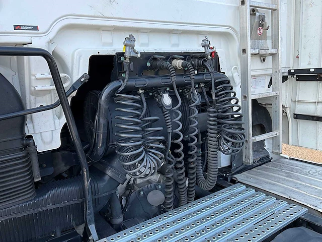 2018 man tgx 18.460 4x2 euro6 vrachtwagen - afbeelding 7 van  34