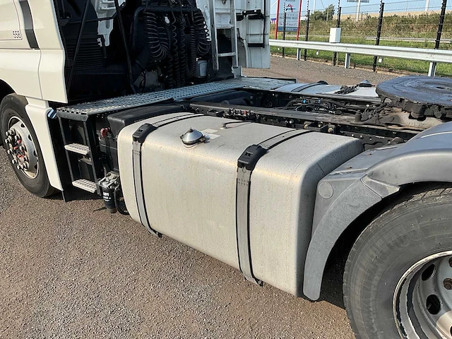 2018 man tgx 18.460 4x2 euro6 vrachtwagen - afbeelding 8 van  34