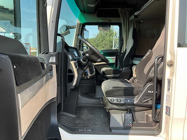 2018 man tgx 18.460 4x2 euro6 vrachtwagen - afbeelding 11 van  34
