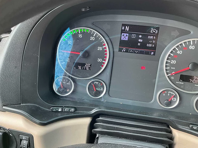 2018 man tgx 18.460 4x2 euro6 vrachtwagen - afbeelding 16 van  34