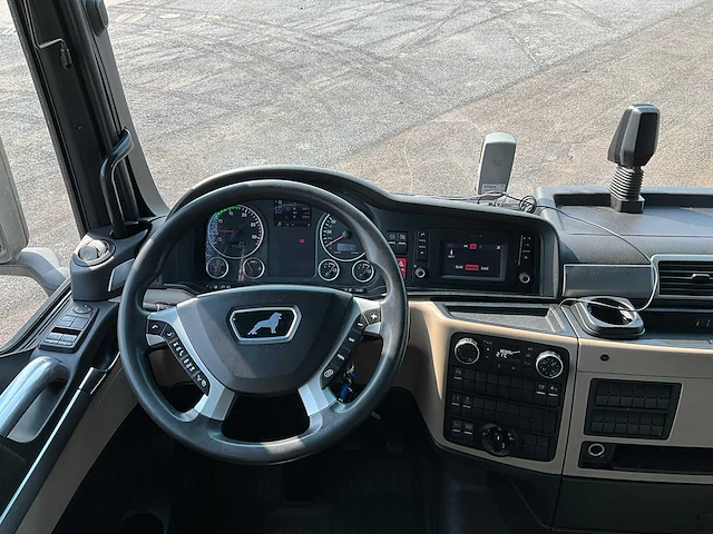 2018 man tgx 18.460 4x2 euro6 vrachtwagen - afbeelding 14 van  34